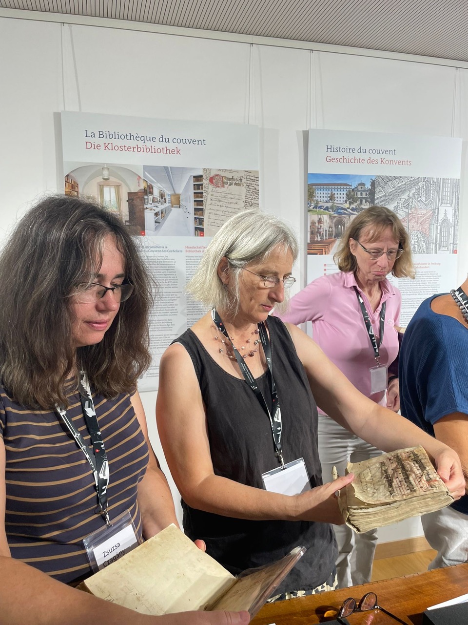 fribourg kutatok a bibl des cordeliers ben large